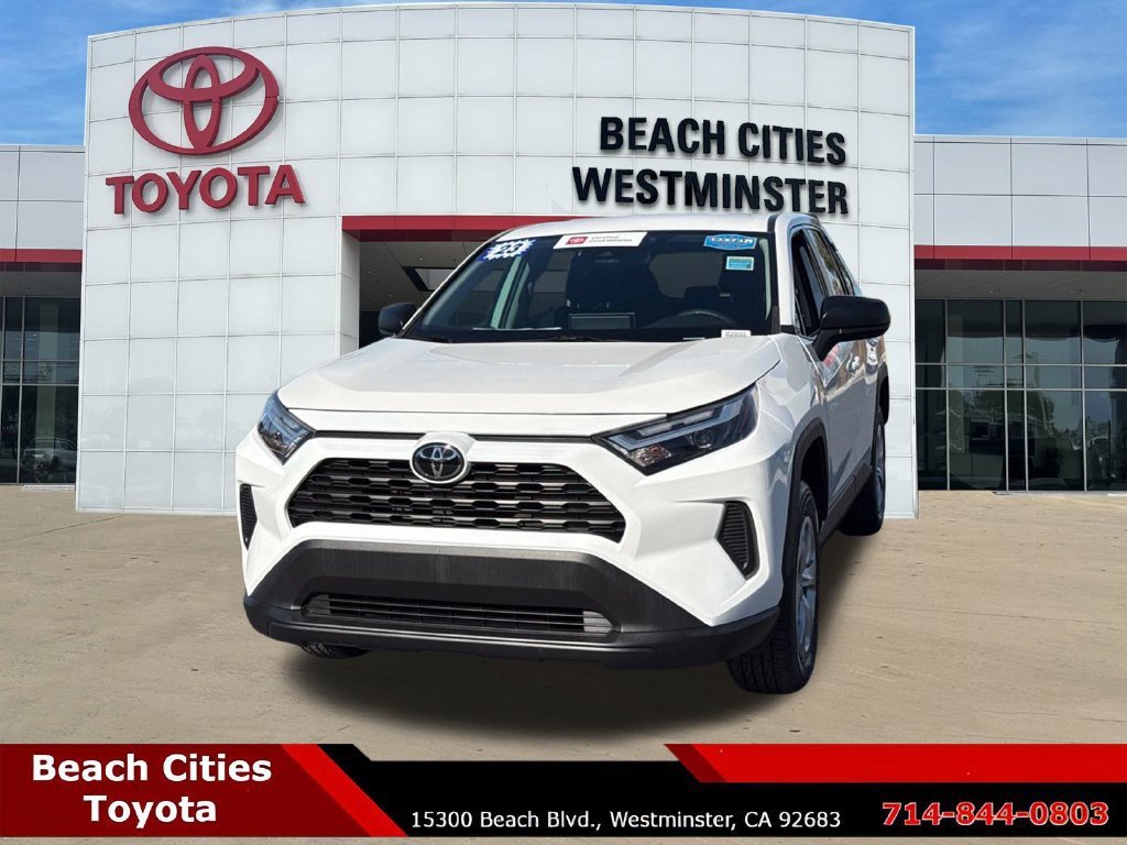Certified 2023 Toyota RAV4 LE FWD image 5
