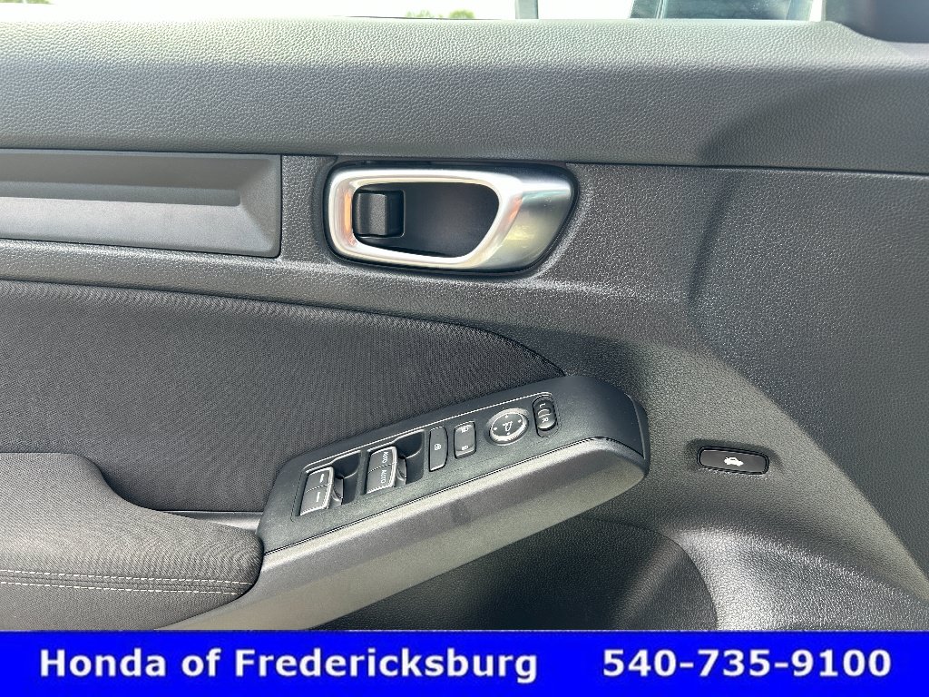 Certified 2025 Honda Civic LX image 28