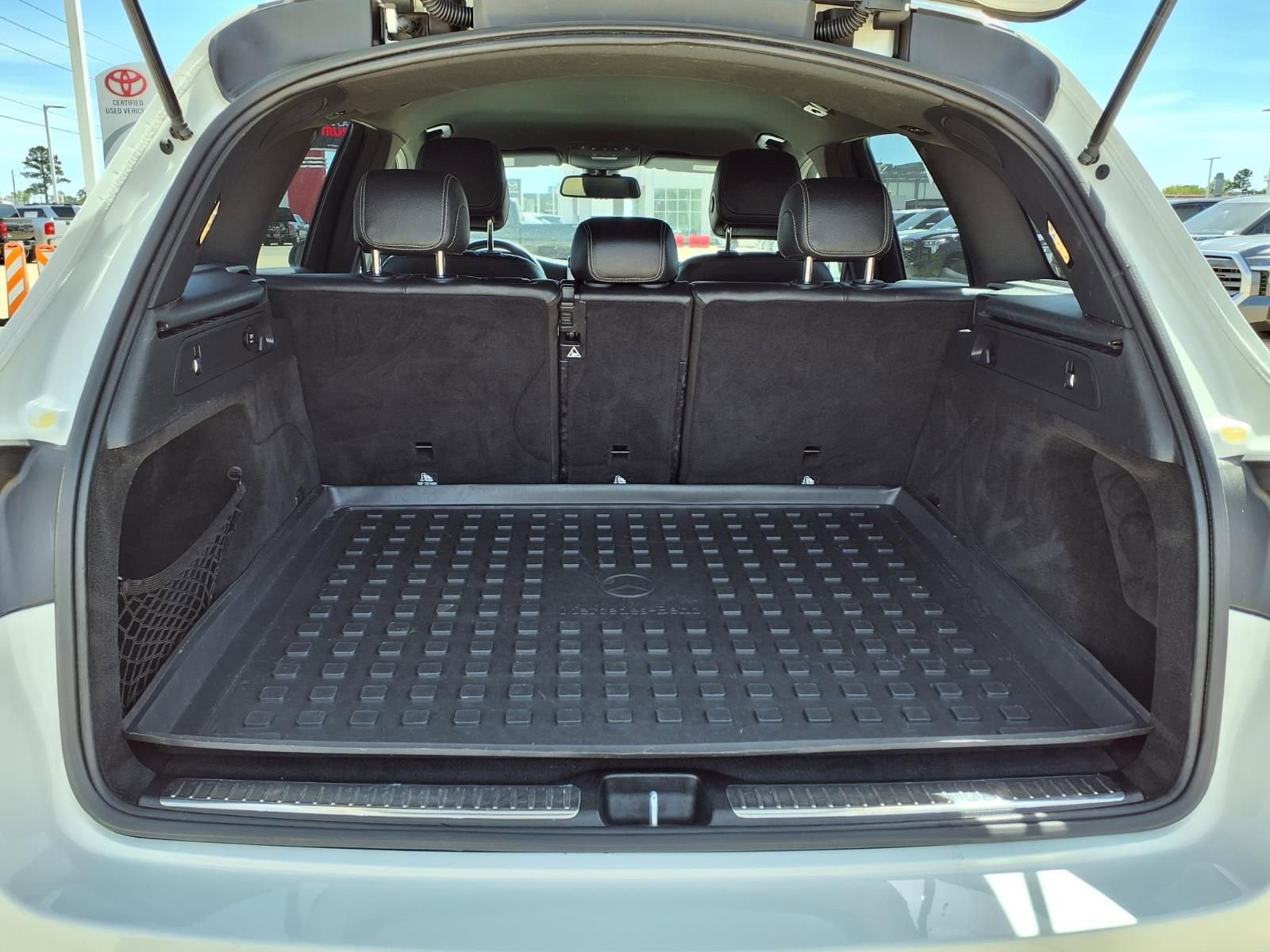 Used 2018 Mercedes-Benz GLC 300 image 8