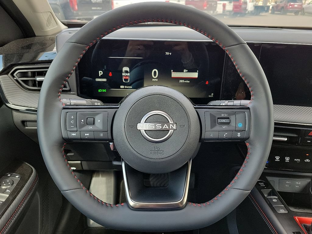 New 2025 Nissan Kicks SR w/ SR Premium Package AWD/4WD image 28