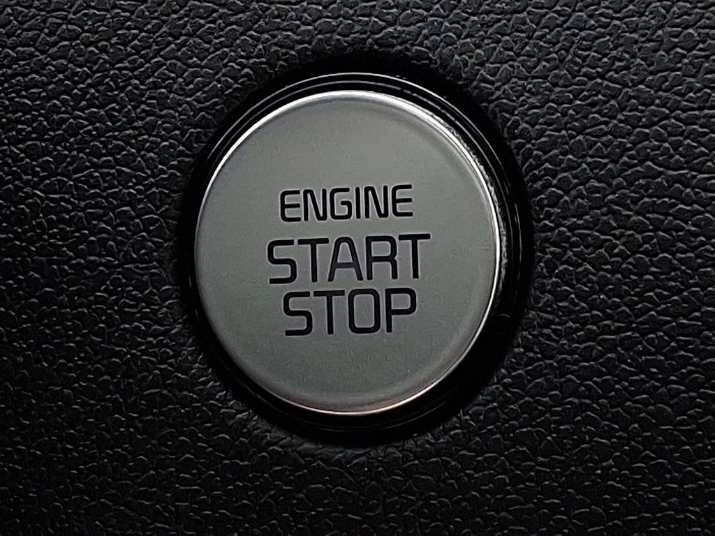 Certified 2023 Kia Sorento SX AWD/4WD image 19
