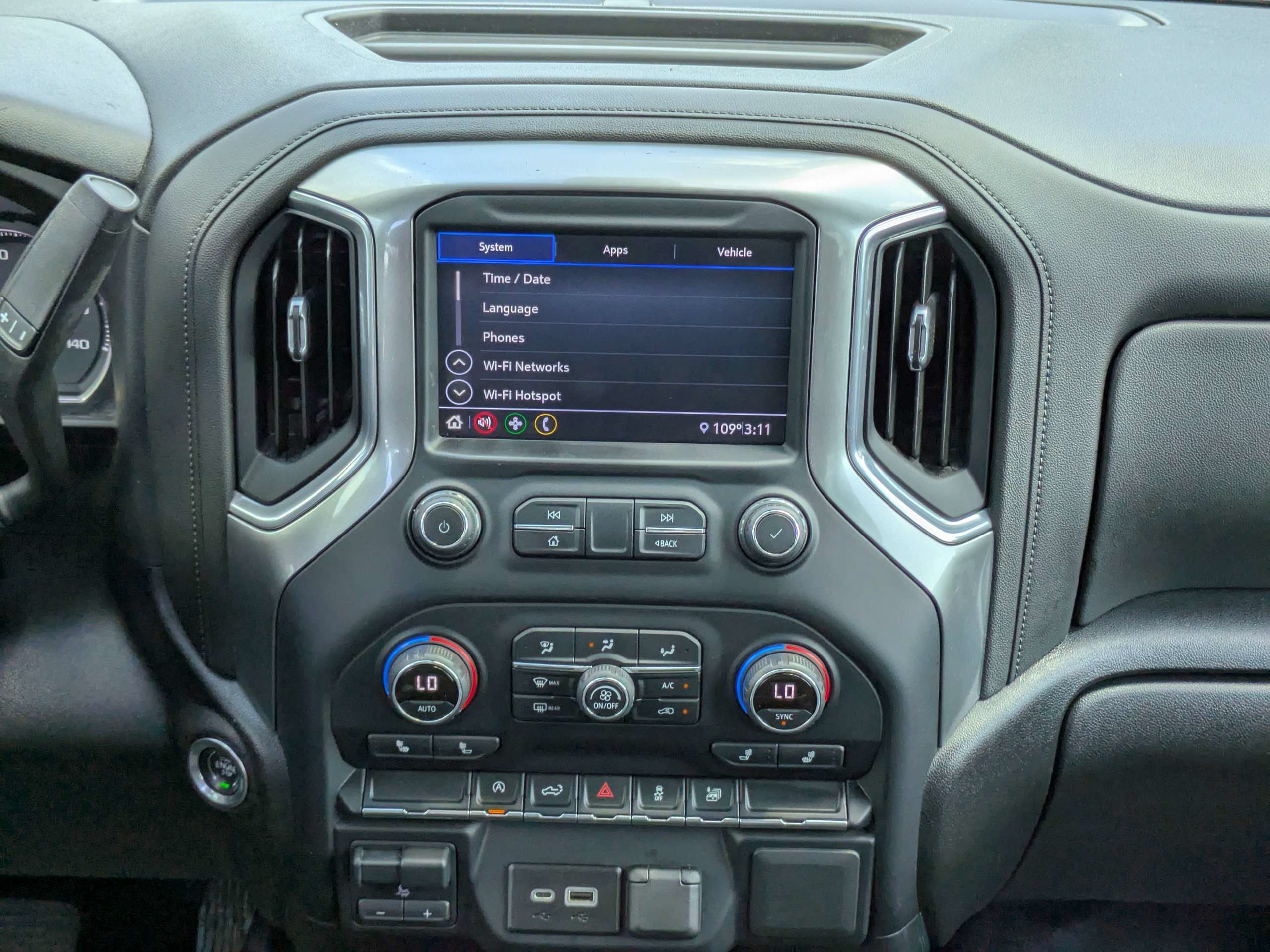 Used 2020 Chevrolet Silverado 1500 LT w/ All-Star Edition AWD/4WD image 17