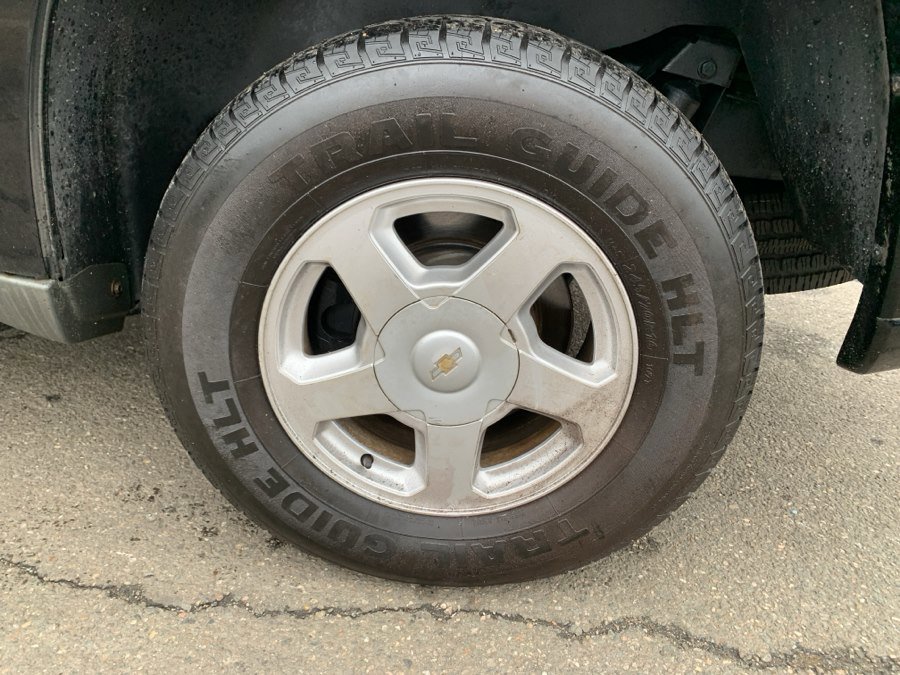 Used 2002 Chevrolet TrailBlazer LS w/ Preferred Equipment Group AWD/4WD image 21