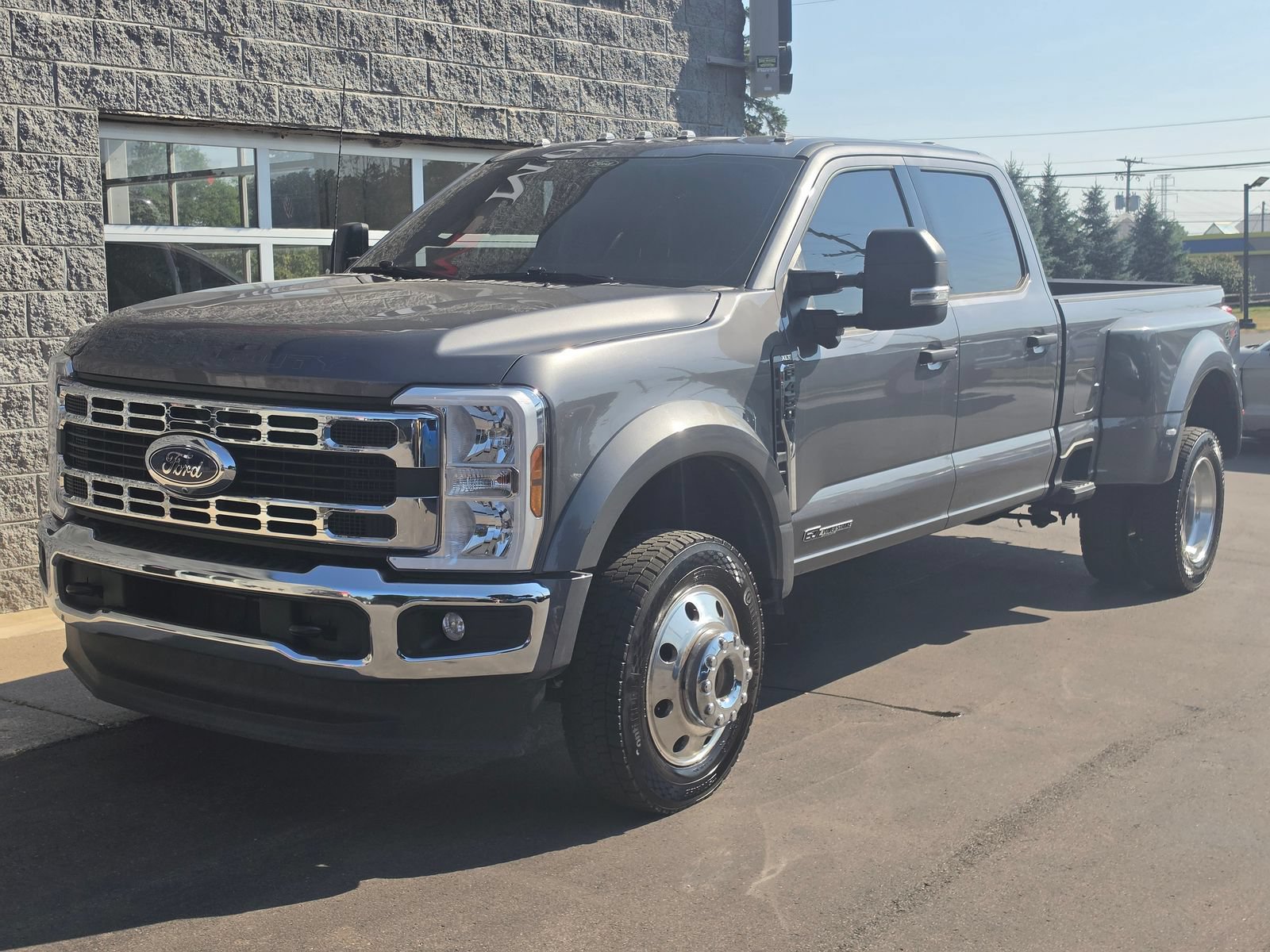 Used 2025 Ford F450 XLT w/ 360-Degree Camera Package AWD/4WD image 1