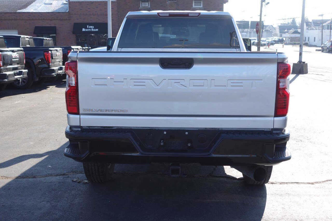 Used 2022 Chevrolet Silverado 2500 W/T w/ WT Convenience Package image 9