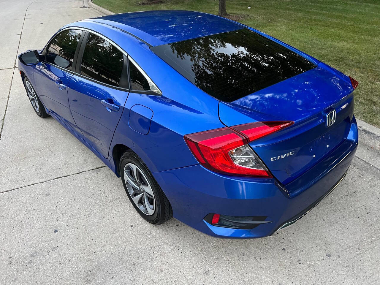Used 2019 Honda Civic LX image 14
