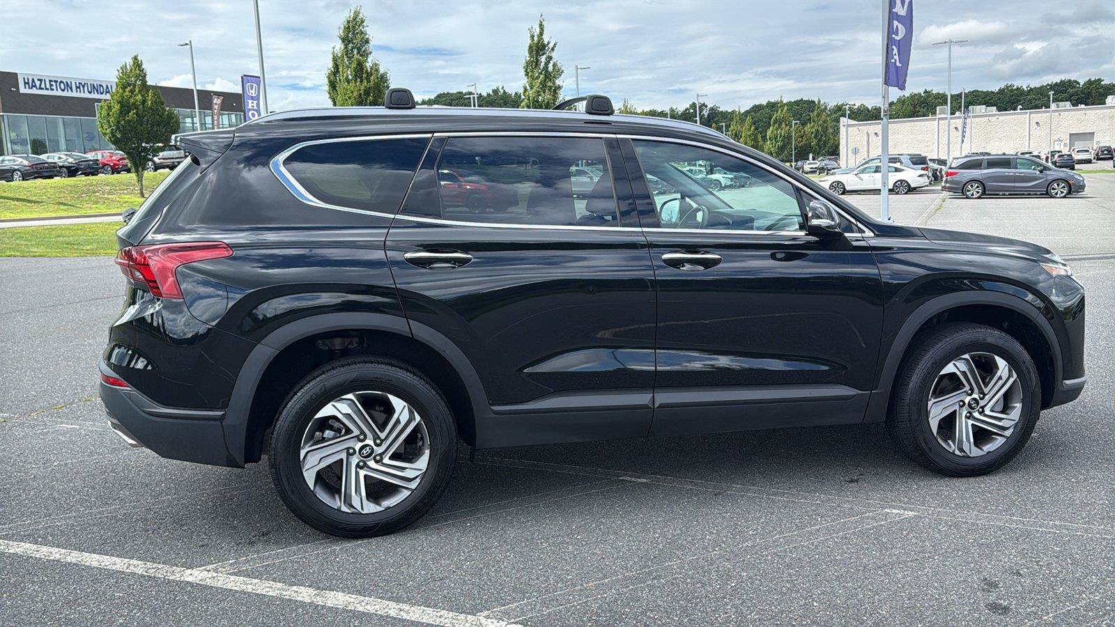 Certified 2023 Hyundai Santa Fe SEL AWD/4WD image 4