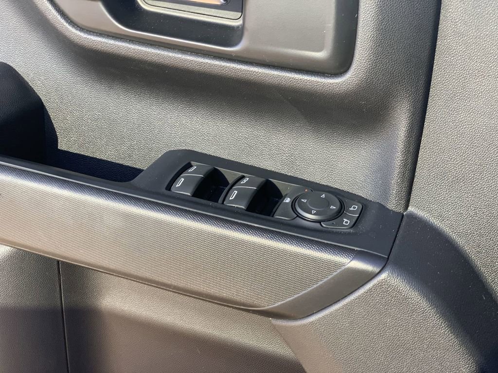 Certified 2022 Chevrolet Silverado 1500 Custom image 21