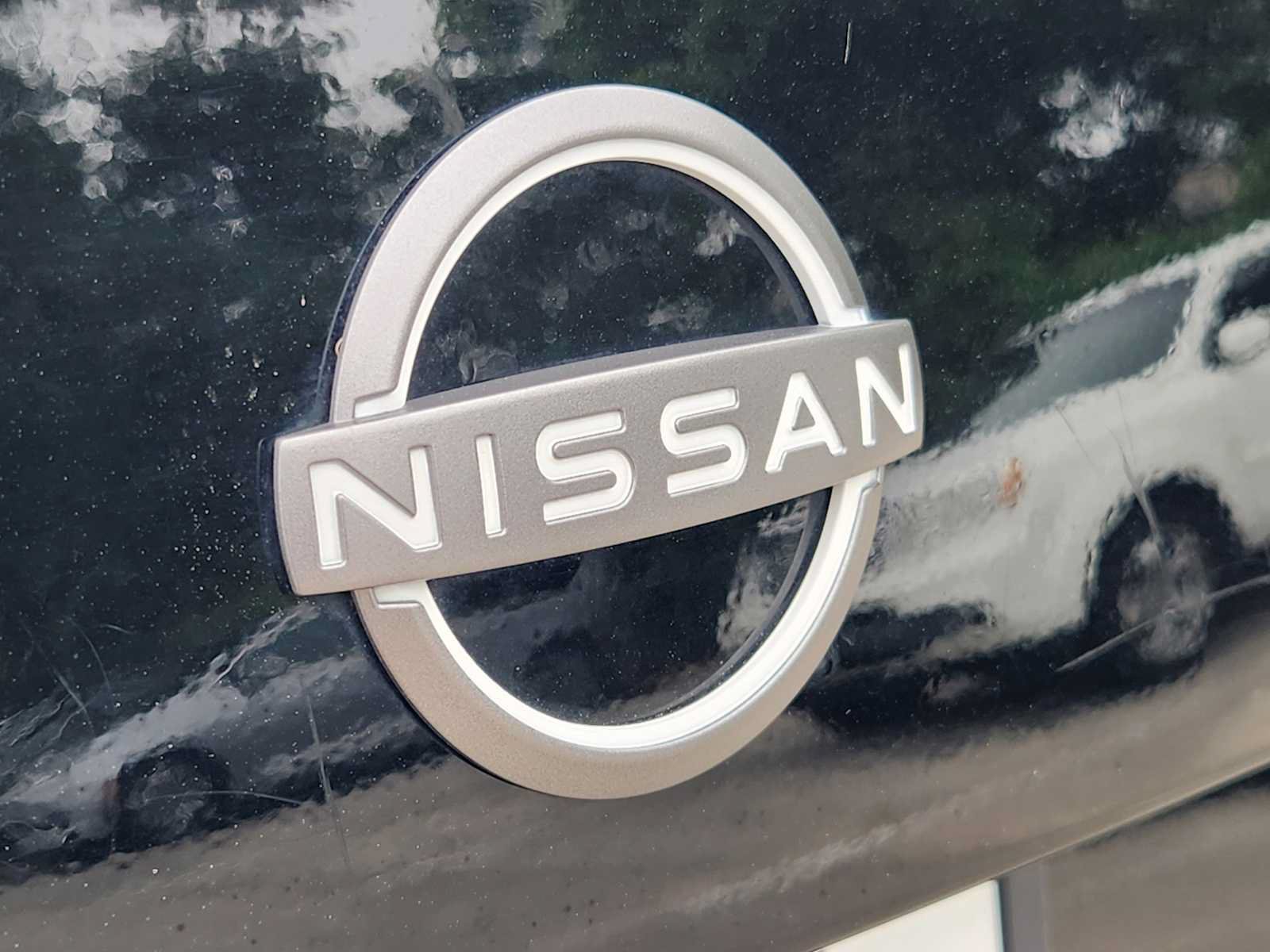Used 2024 Nissan Versa S w/ S Plus Package FWD image 11