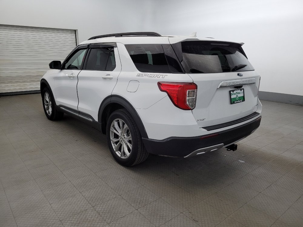 Used 2020 Ford Explorer XLT w/ Equipment Group 202A AWD/4WD image 5