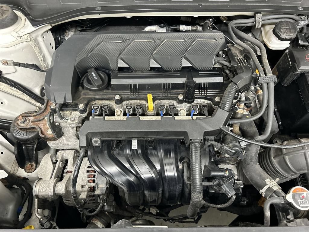 Used 2021 Hyundai Venue SE FWD image 23