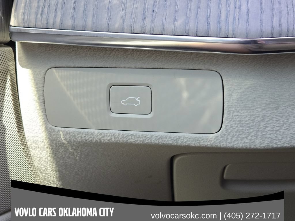 Certified 2023 Volvo XC90 B6 Ultimate w/ Protection Package Premier AWD/4WD image 24