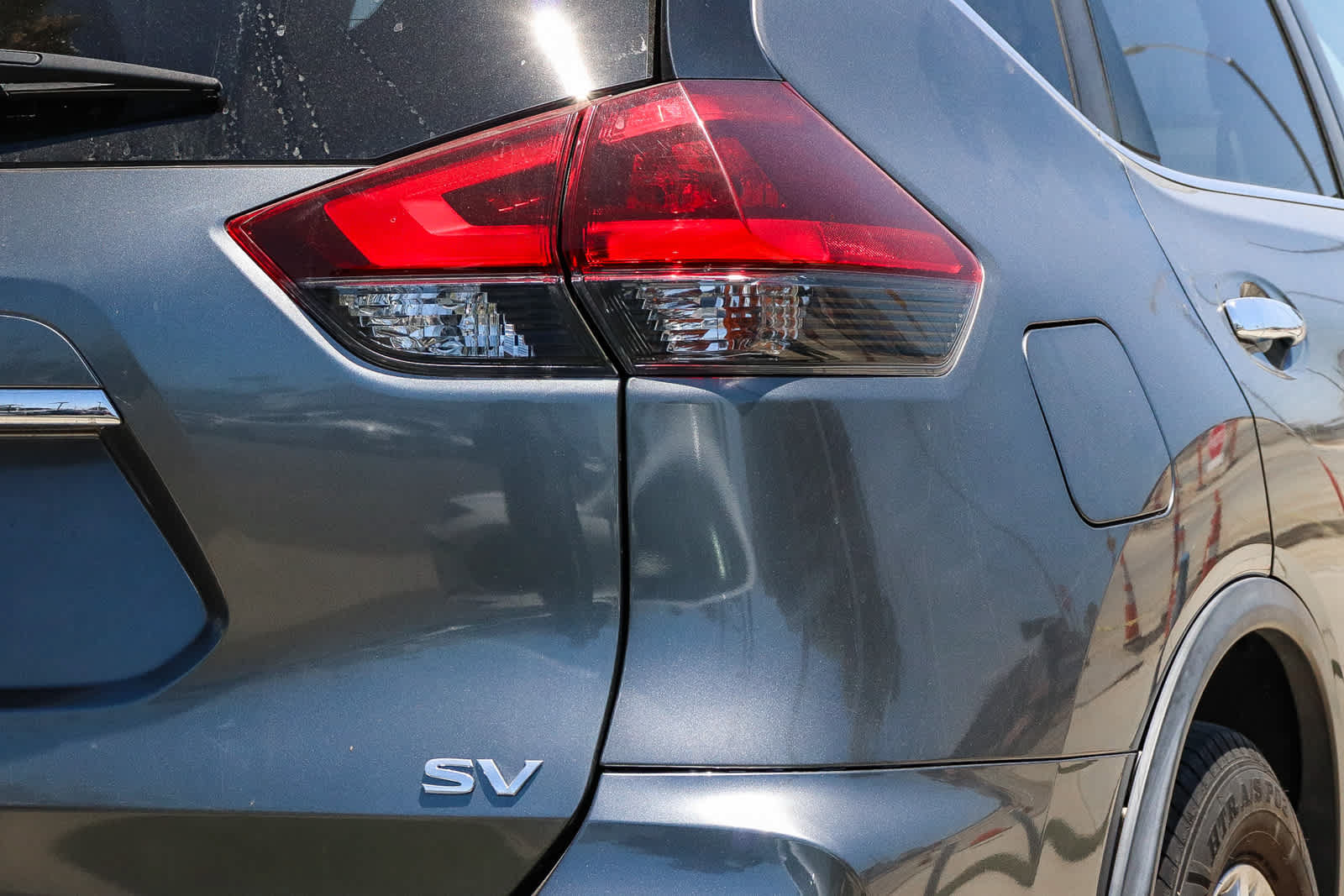 Used 2020 Nissan Rogue SV FWD image 11