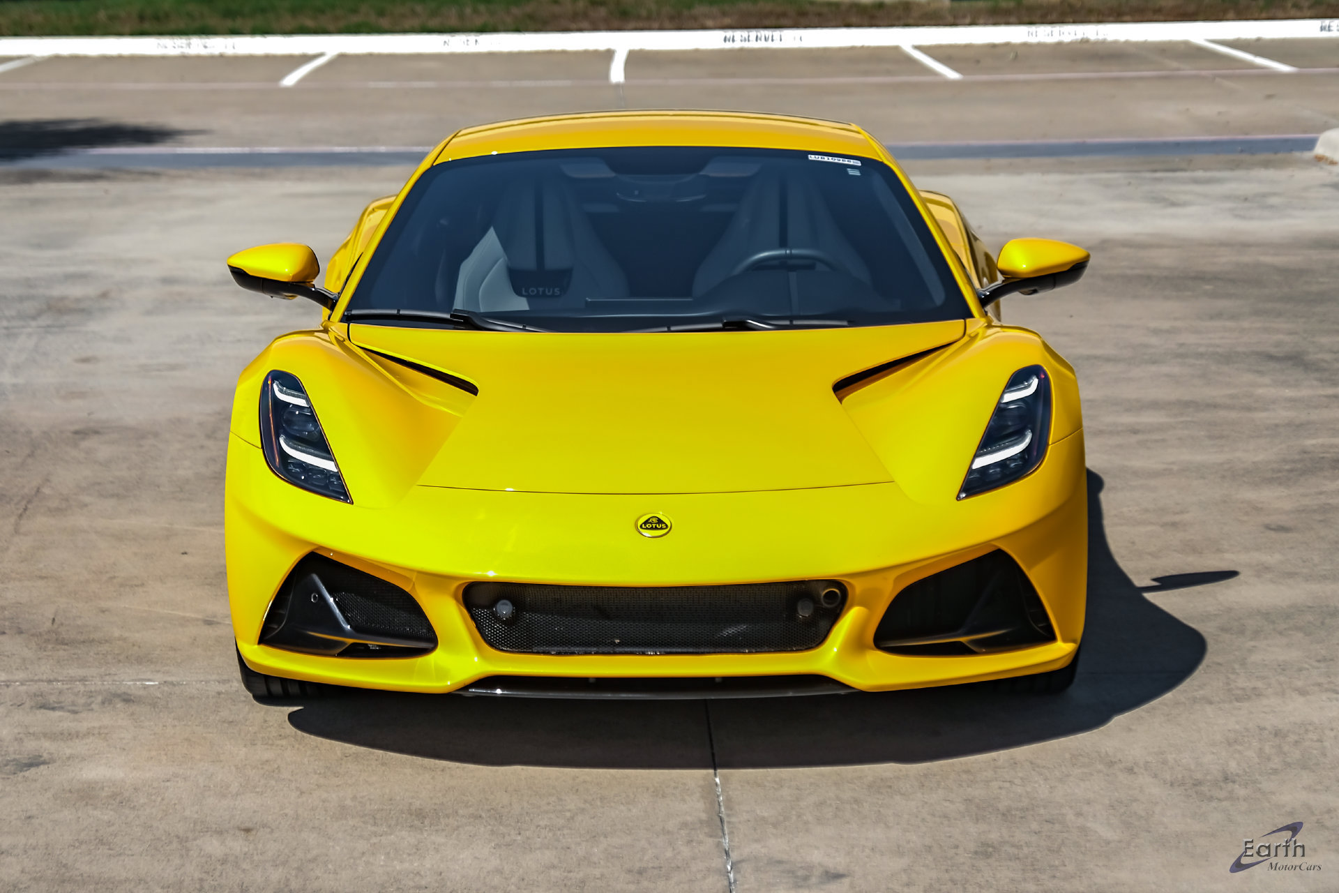 Used 2025 Lotus Emira RWD image 37