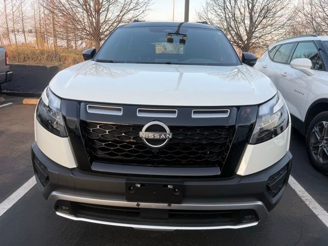Used 2023 Nissan Pathfinder Rock Creek image 4