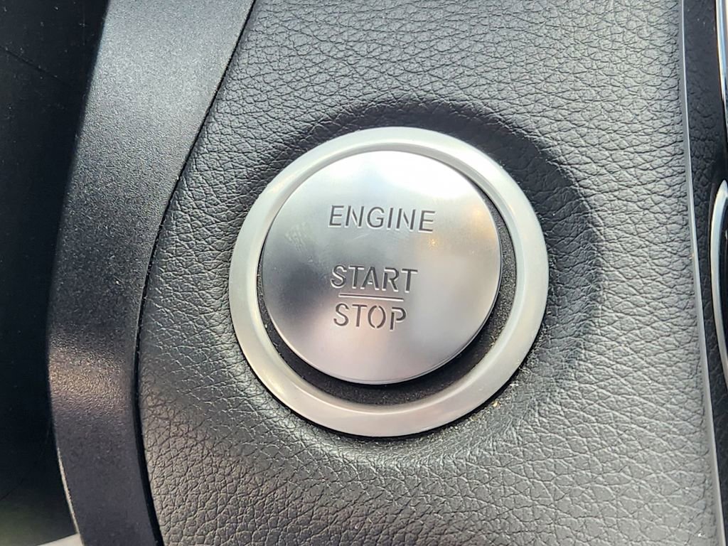 Used 2017 Mercedes-Benz C 300 Cabriolet image 21