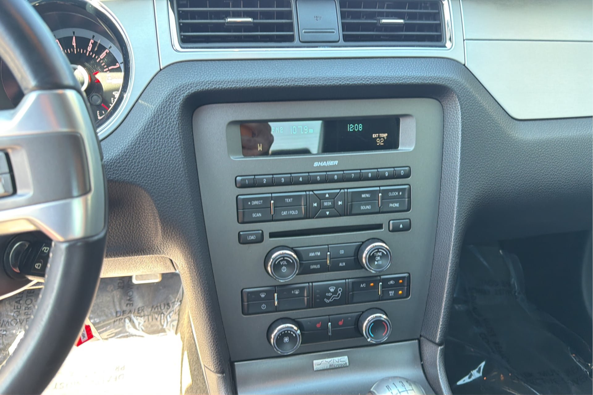 Used 2013 Ford Mustang GT Premium w/ Security Pkg RWD image 15