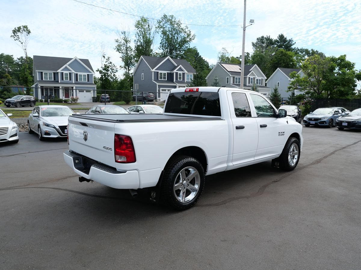 Used 2018 RAM 1500 Express w/ Express Value Package AWD/4WD image 3