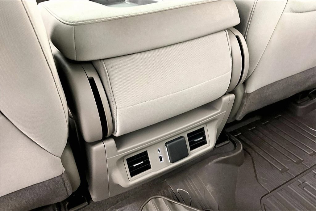 Used 2024 GMC Sierra 1500 SLE AWD/4WD image 10