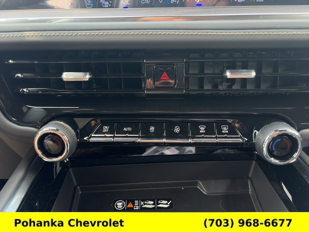 New 2026 Chevrolet Tahoe Premier w/ Sun And Tow Package AWD/4WD image 16