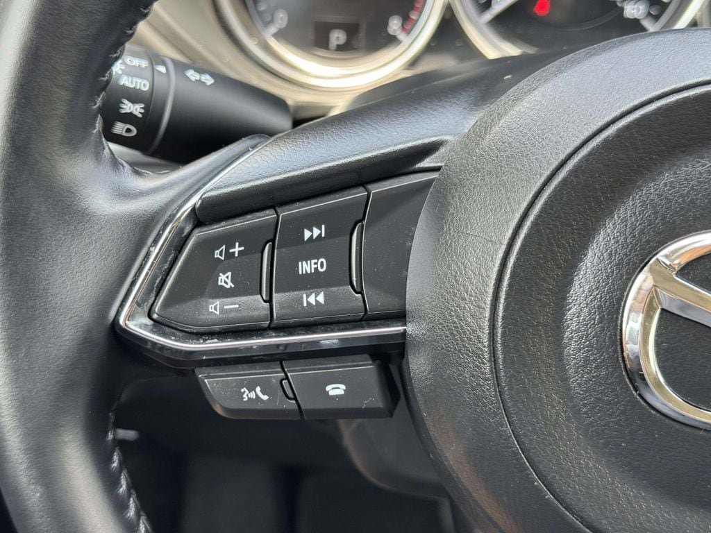 Used 2025 MAZDA CX-5 AWD 2.5 S w/ Preferred Package image 11