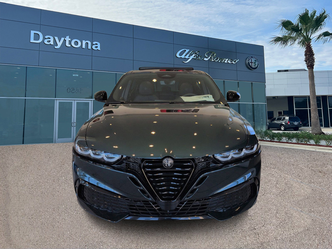 New 2026 Alfa Romeo Tonale w/ Black Premium Package AWD/4WD image 7