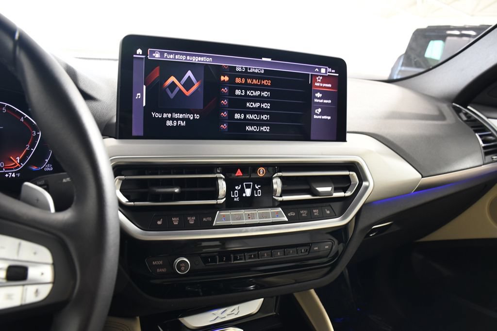 Used 2023 BMW X4 xDrive30i AWD/4WD image 32