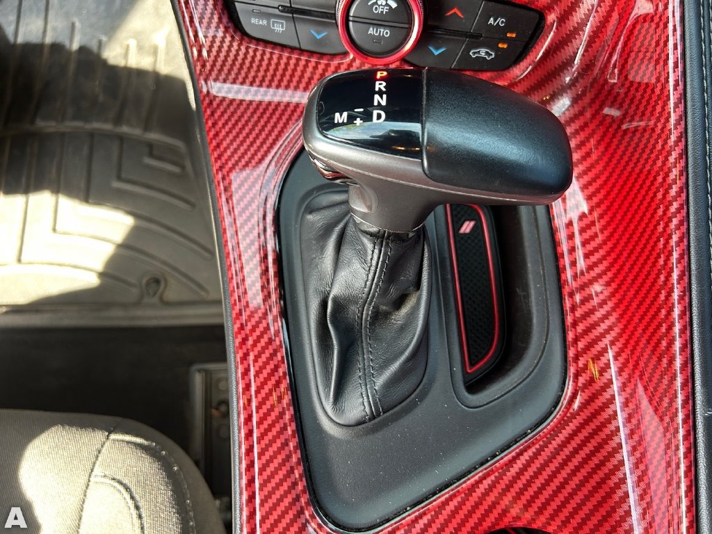 Used 2019 Dodge Challenger R/T w/ Driver Convenience Group RWD image 23