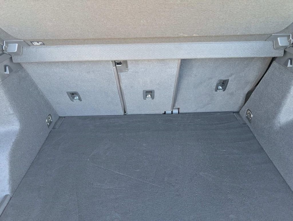 Used 2022 Audi Q3 2.0T Premium image 9