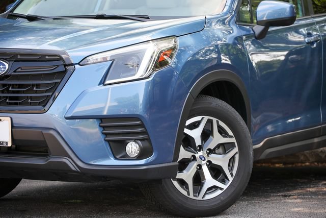Certified 2023 Subaru Forester Premium AWD/4WD image 19