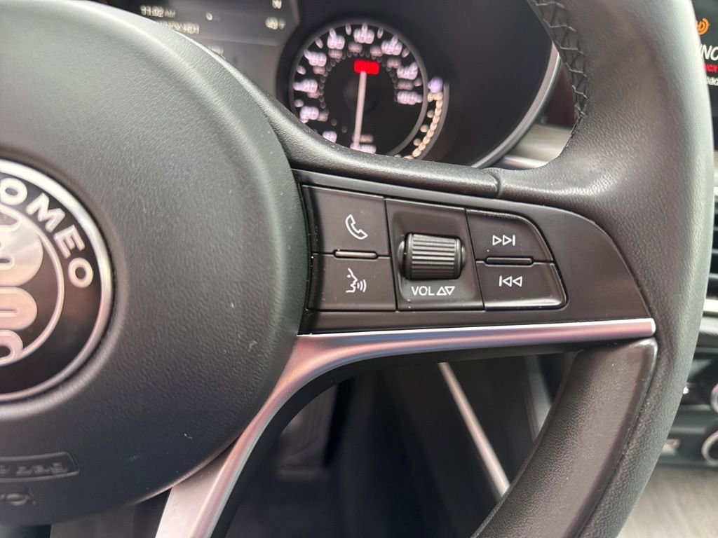 Used 2018 Alfa Romeo Stelvio Ti image 31