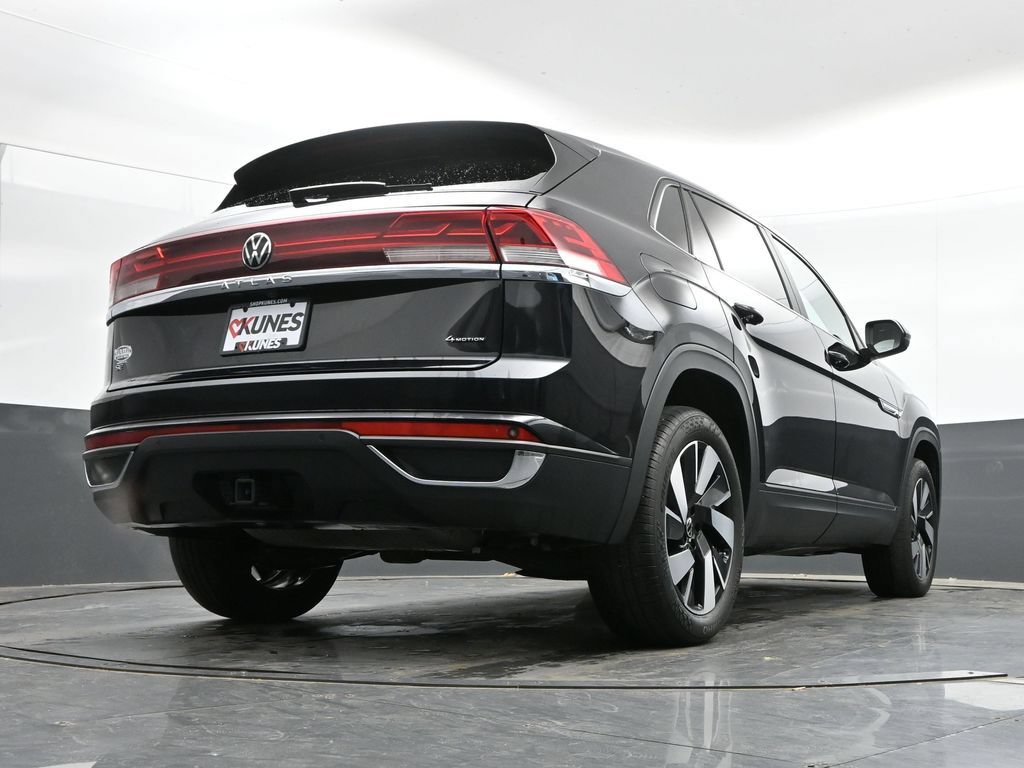 Used 2024 Volkswagen Atlas Cross Sport SE AWD/4WD image 38