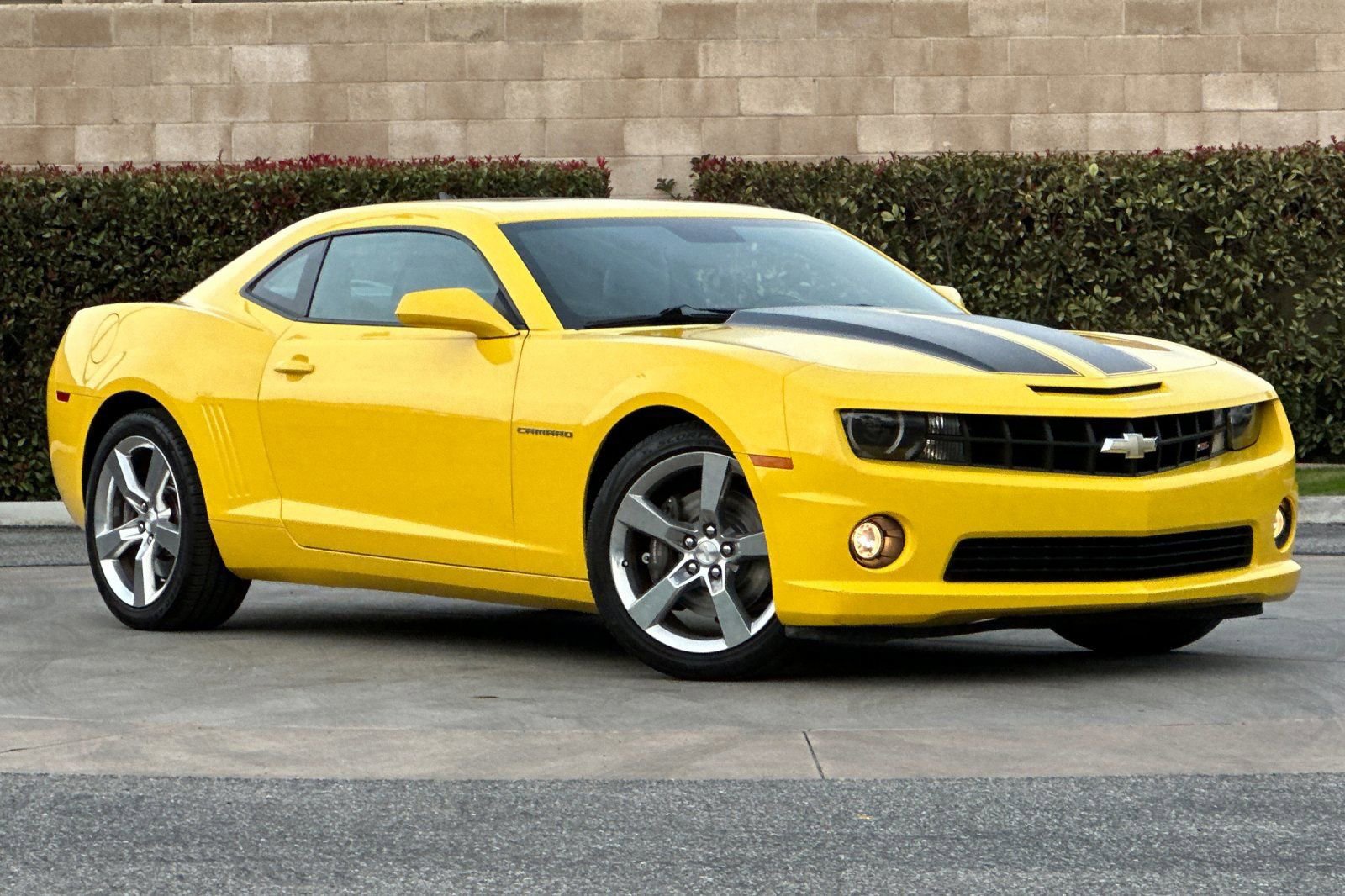 Used 2011 Chevrolet Camaro SS w/ RS Package image 2