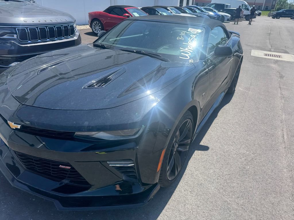 Used 2017 Chevrolet Camaro SS RWD image 2