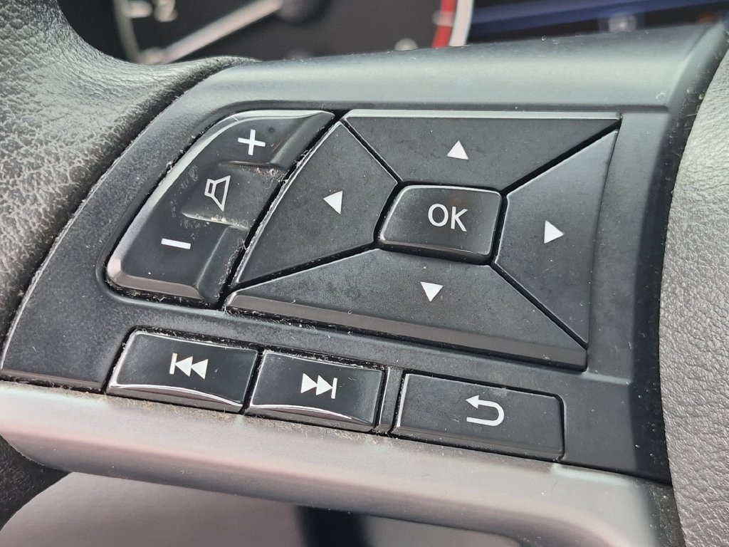 Used 2022 Nissan Altima 2.5 SV FWD image 17