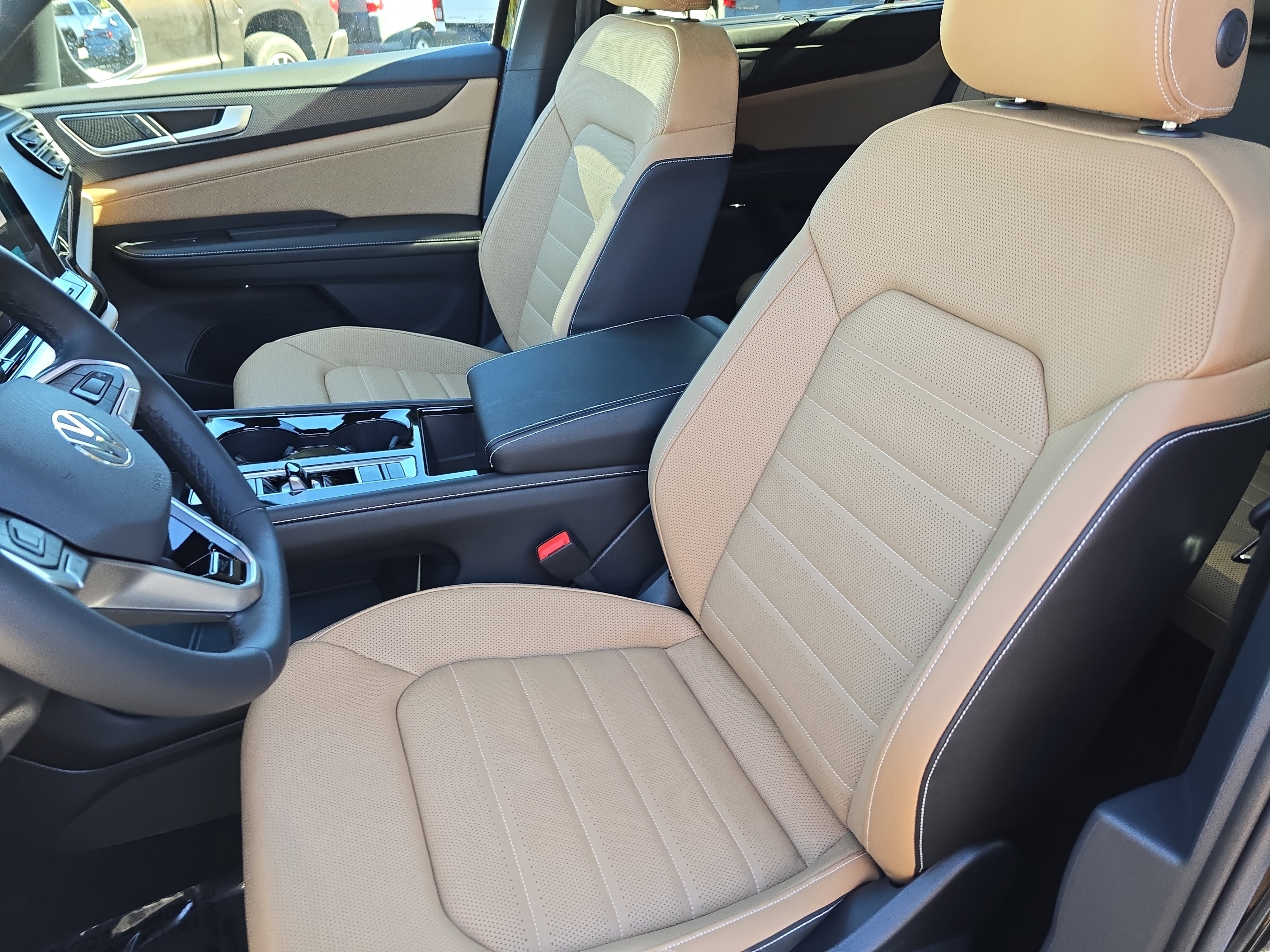 New 2026 Volkswagen Atlas Cross Sport SEL R-Line image 15