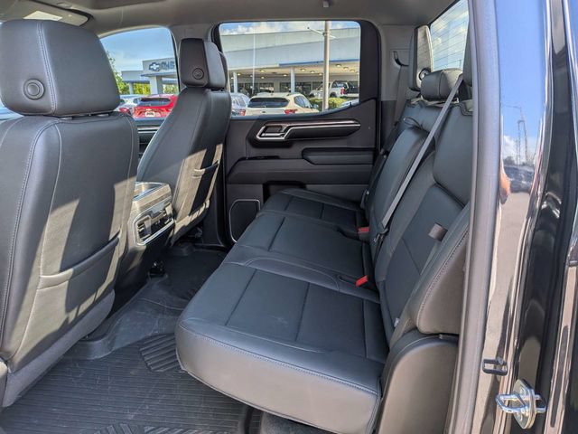 Used 2024 Chevrolet Silverado 1500 LTZ AWD/4WD image 16