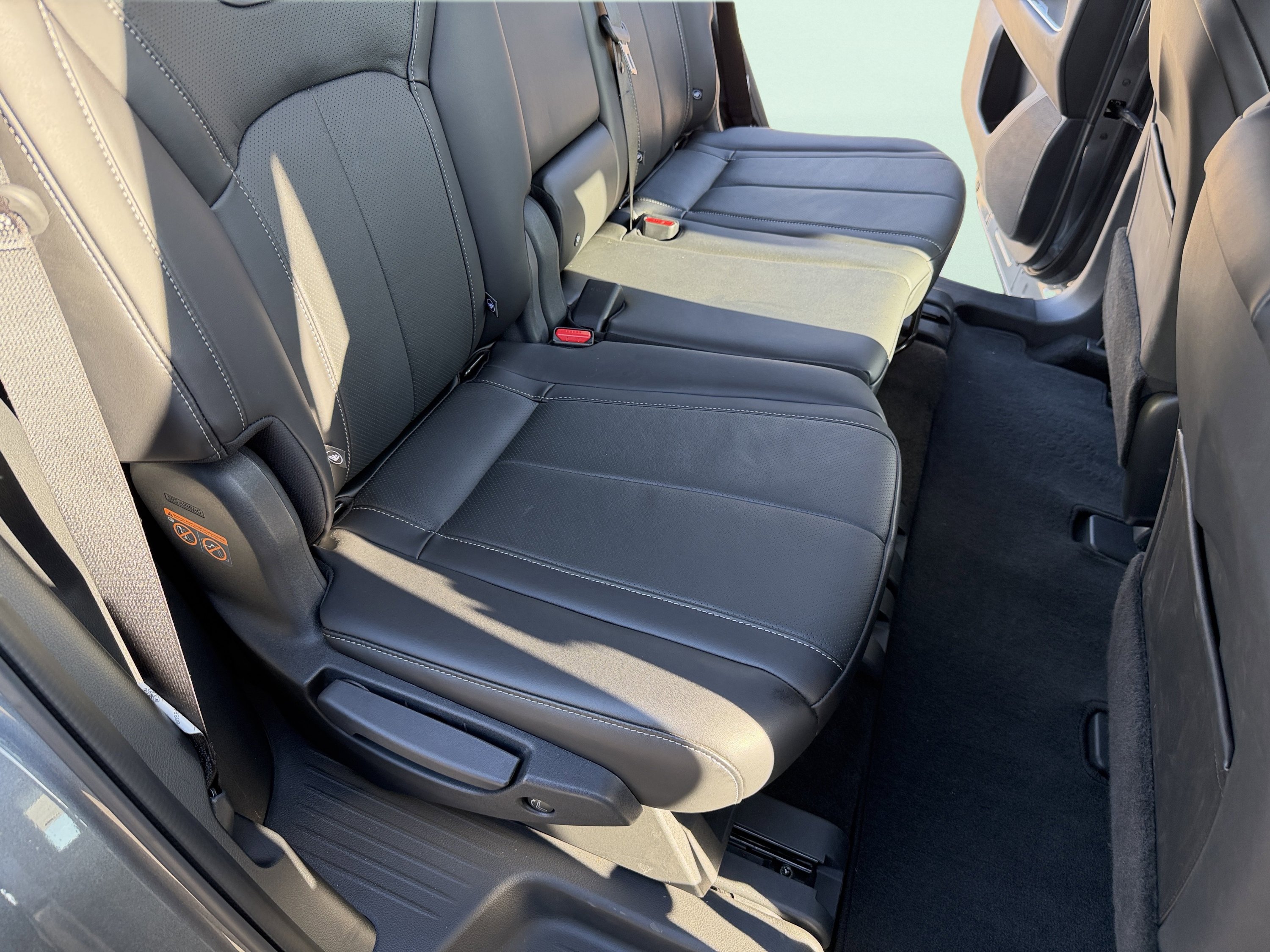 Used 2025 INFINITI QX60 Luxe FWD image 49