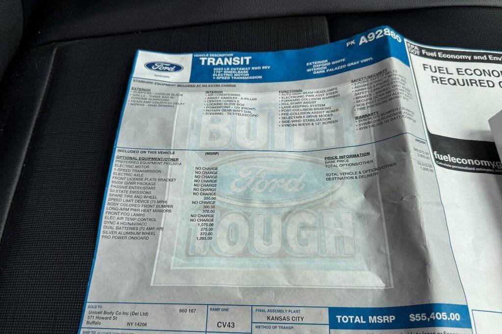 Used 2023 Ford E-Transit RWD image 38