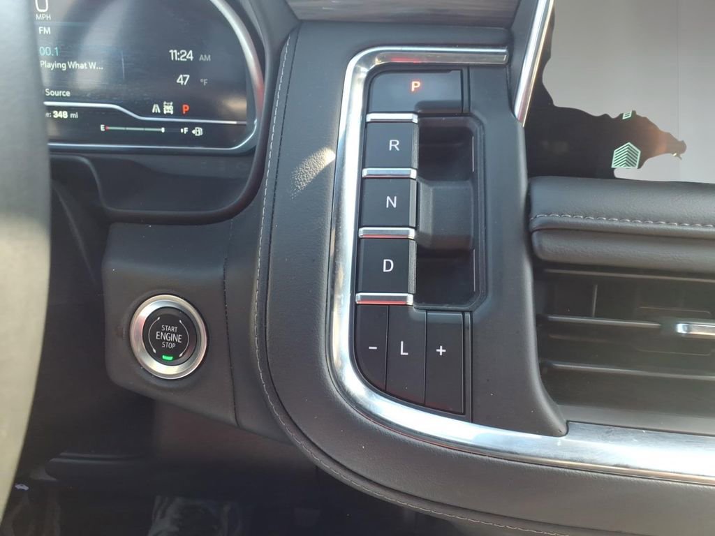 Used 2024 Chevrolet Suburban LT AWD/4WD image 21