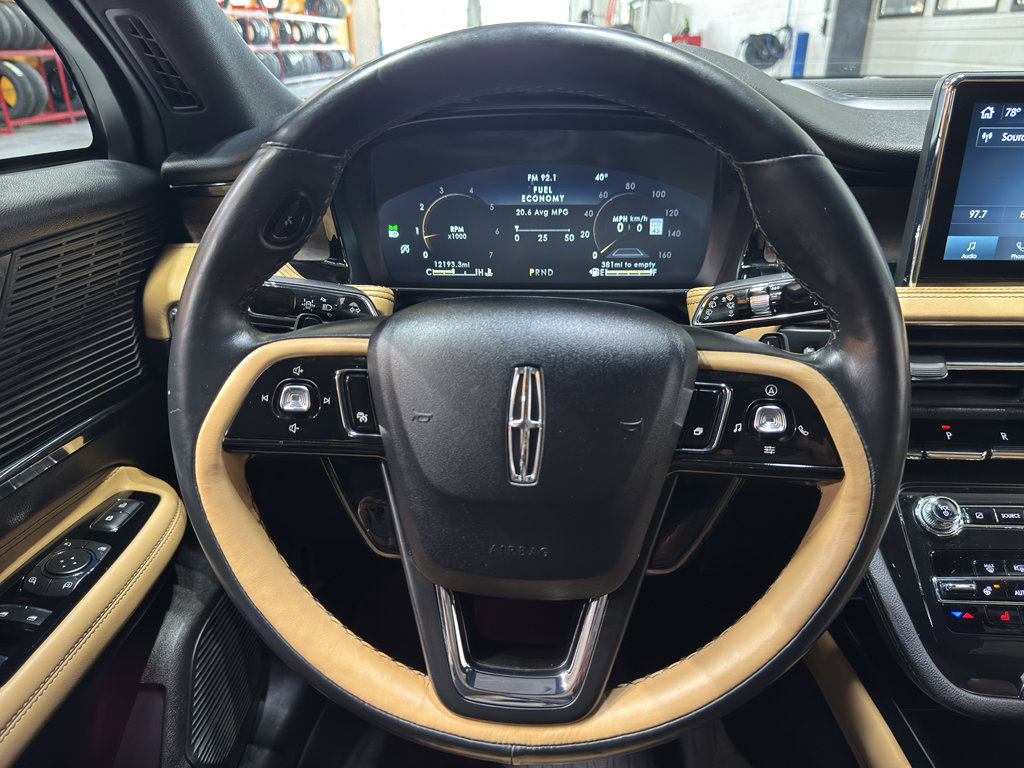 Used 2022 Lincoln Corsair Reserve w/ Equipment Group 201A image 22