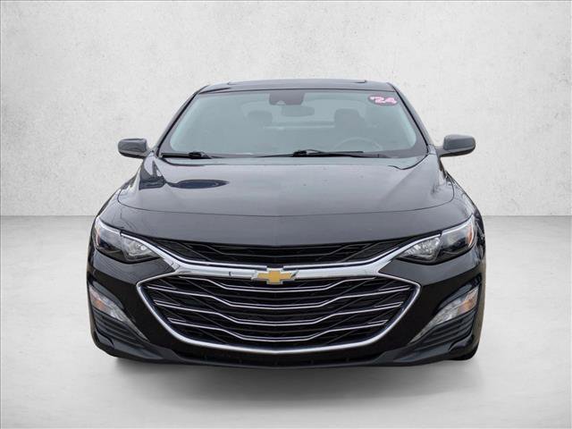 Used 2024 Chevrolet Malibu LT image 2