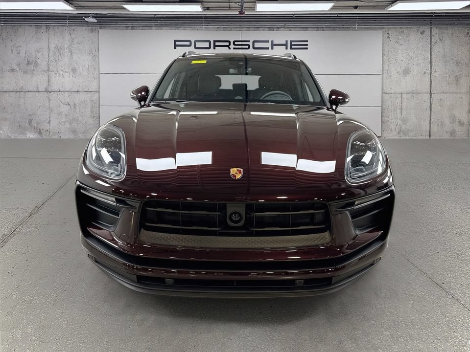 New 2026 Porsche Macan AWD/4WD image 6
