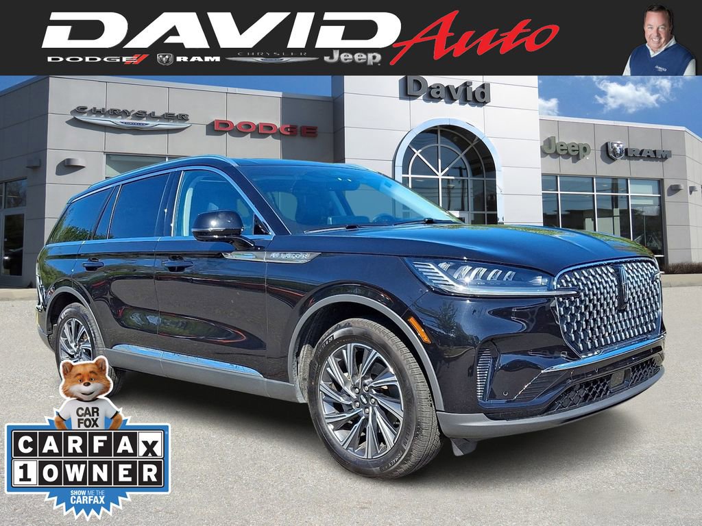 Used 2025 Lincoln Aviator AWD image 1