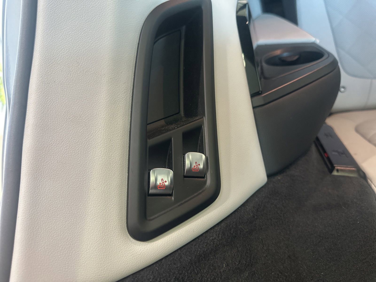 Certified 2023 BMW X7 xDrive40i w/ Premium Package image 48