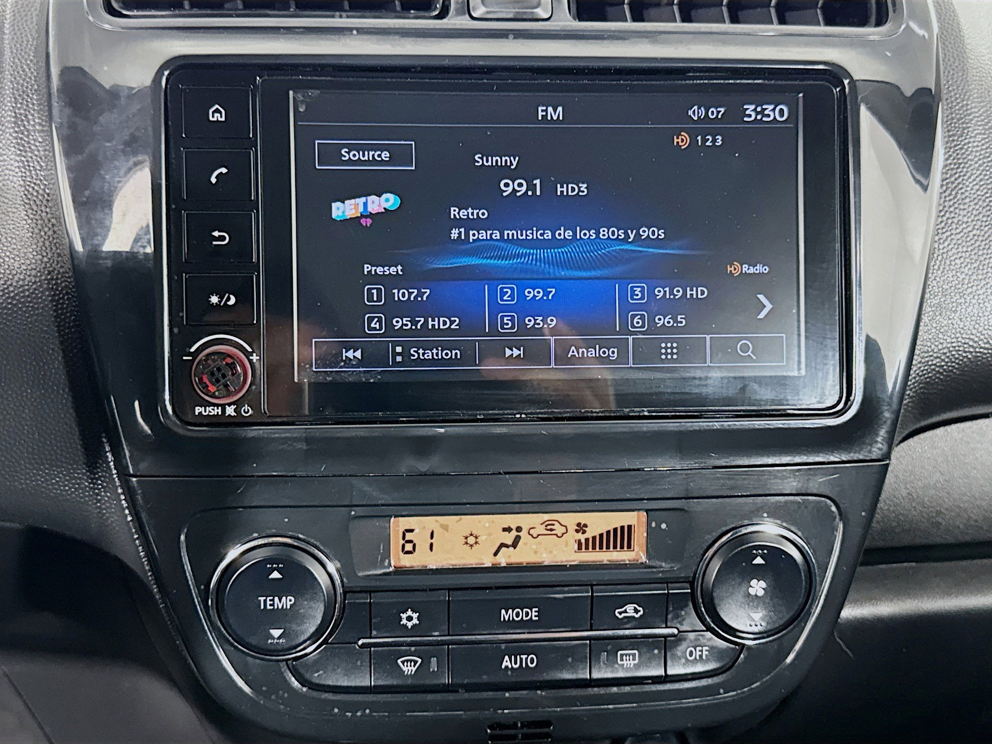 Used 2023 Mitsubishi Mirage Black Edition FWD image 17