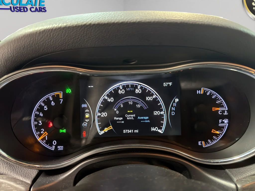 Used 2017 Jeep Grand Cherokee Altitude image 12