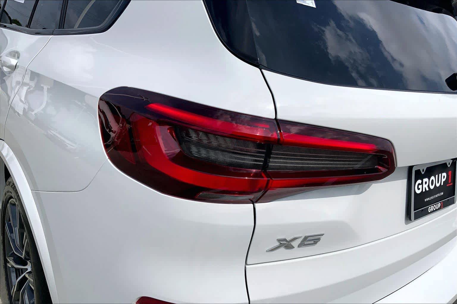 Used 2022 BMW X5 sDrive40i w/ M Sport Package RWD image 28