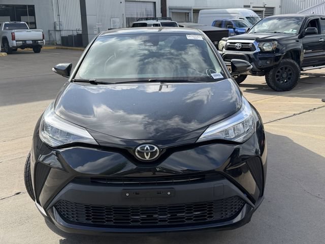 Used 2021 Toyota C-HR XLE FWD image 2