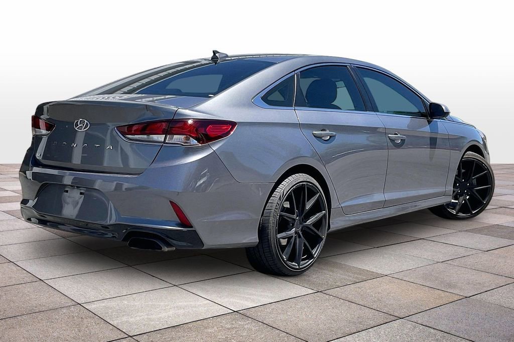 Used 2018 Hyundai Sonata SE FWD image 12